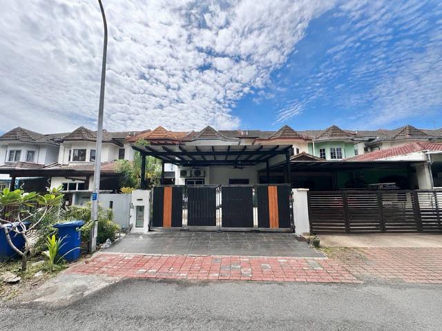 FACING OPEN RENOVATED Double Storey Jln Vanadium Seksyen 7 Shah Alam