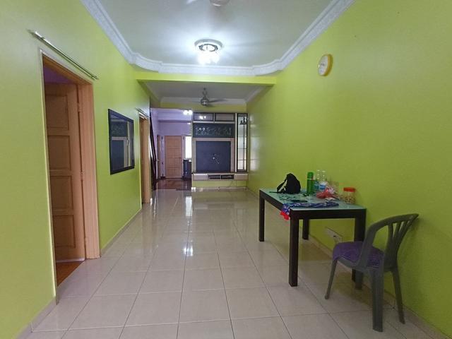 Facing Open Renovated Single Storey Terrace near Econsave Subang