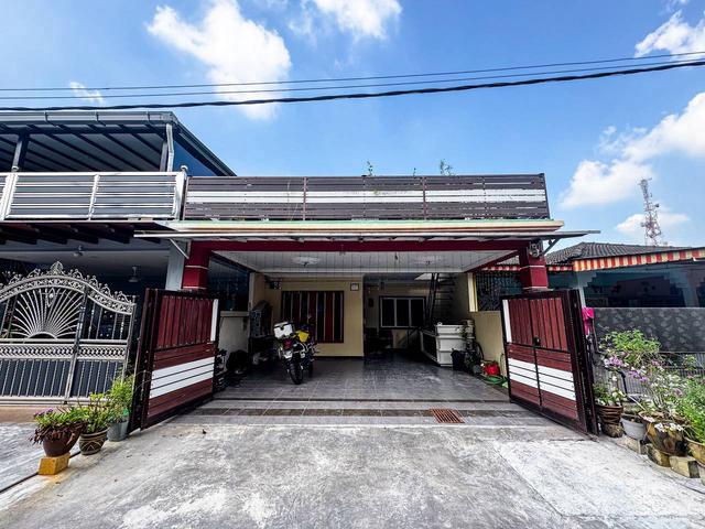 FACING OPEN RENOVATED Single Storey Terrace Kapar Klang