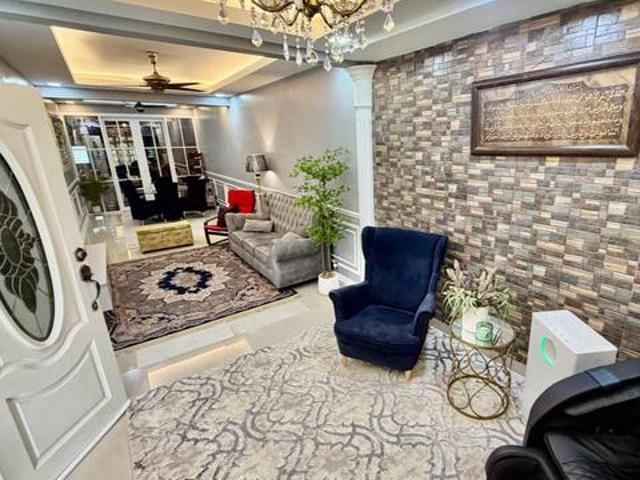 FACING OPEN RENOVATED Single Storey Terrace Taman Rakan Sg Long Kajang