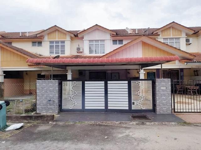 FACING OPEN RENOVATED RUMAH TERES 2 TINGKAT SERI MAHKOTA AMAn