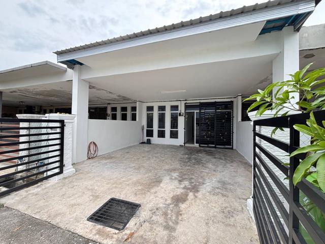 FACING OPEN Rumah Teres Setingkat Kempadang Perdana Kuantan