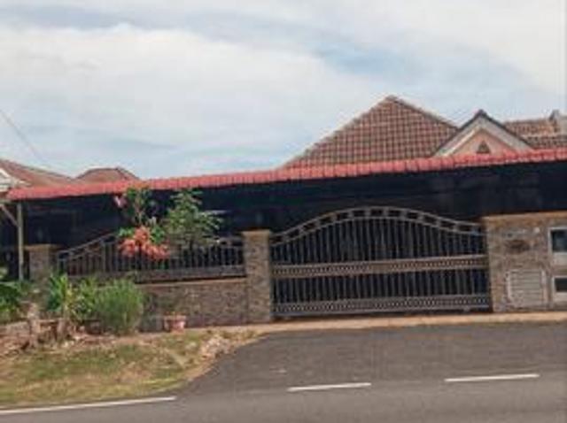 FACING OPEN SEMID 1 Storey Taman Sri Andalas Klang