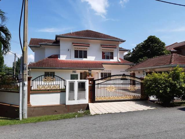 FACING OPEN Seremban Taman Tasik Jaya Corner Lot Freehold