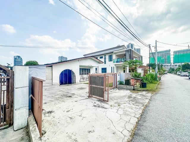 FACING OPEN Single Storey Bungalow Jalan Enggang Utara Keramat