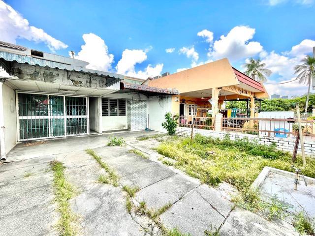 FACING OPEN Single Storey SS 5A Kelana Jaya Petaling Jaya FOR SALE