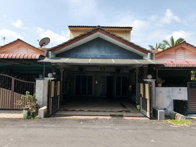 Facing Open Single Storey Taman KSU Kuala Selangor Utama Selangor