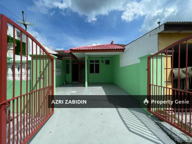 FACING OPEN Single Storey Taman Seroja 5A Bukit Sentosa Rawang FOR SALE