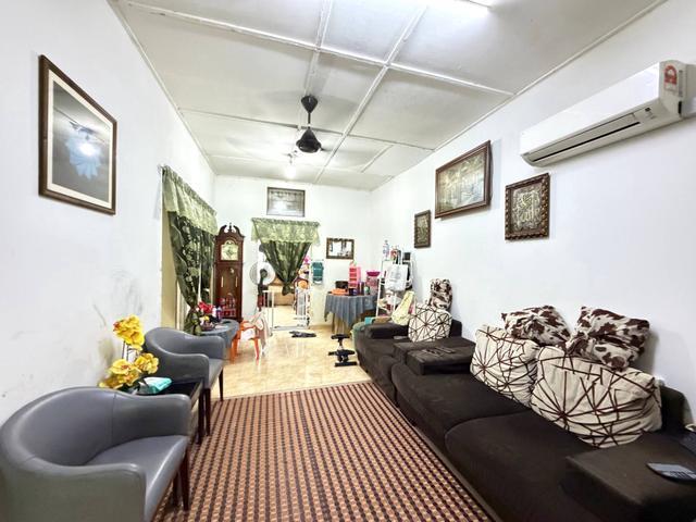 Facing Open Single Storey Terrace House Seksyen 17 Shah Alam