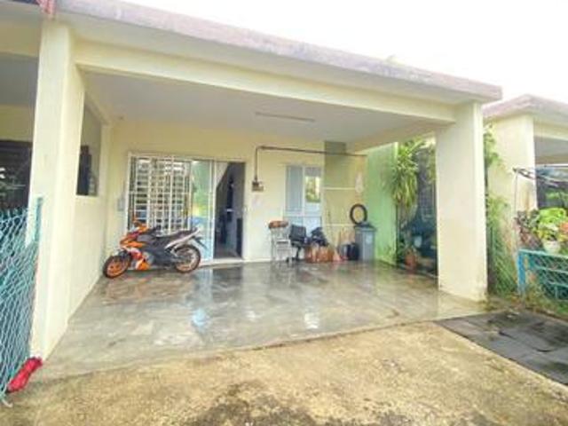 Facing open single storey terrace taman bagan Kurnia lukut Port Dickso