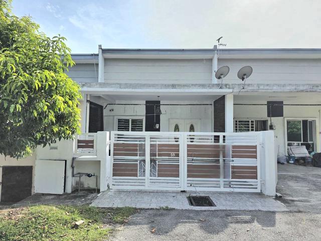 FACING OPEN Single Storey Terrace Taman Indah KLIA Salak Tinggi