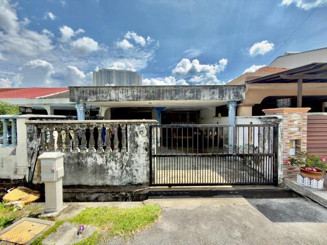 FACING OPEN Single Storey Terrace Taman Sri Segambut KL