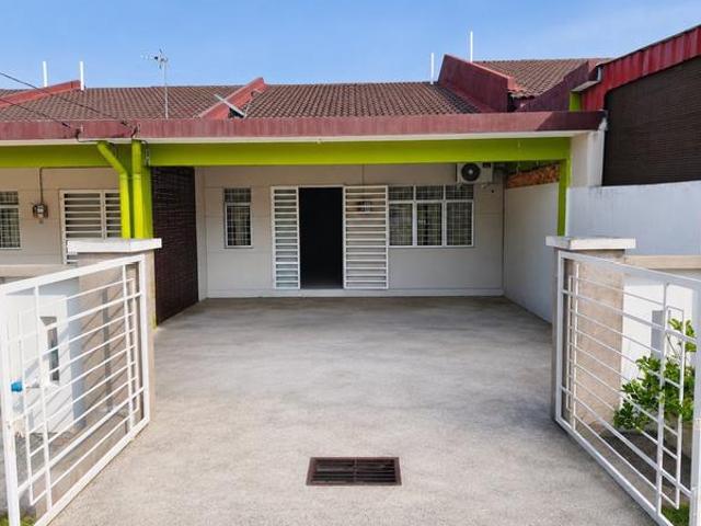 FACING OPEN Single Storey Tmn Ayer Molek Perdana Kuala Sg Baru MLK