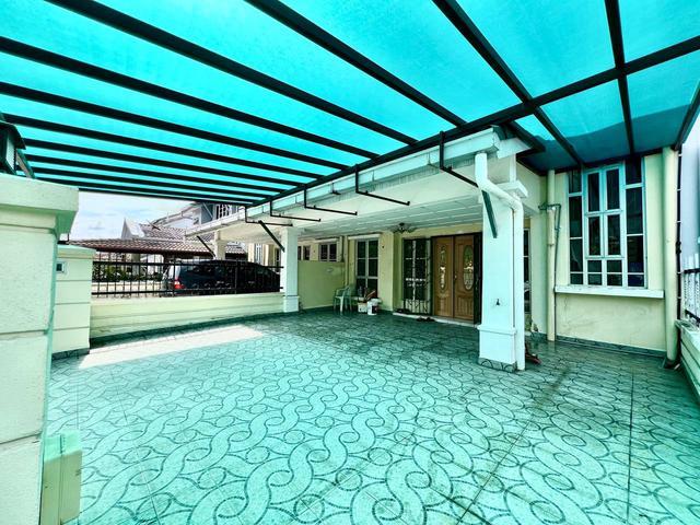 FACING OPEN SIZE BESAR 24x70 DSentral Bandar Seri Putra Bangi