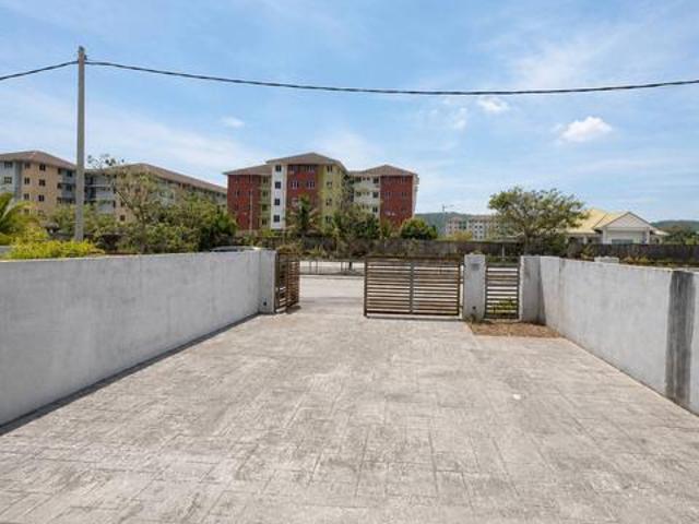 Facing Open Kawasan Tenang SP Saujana Teres 2Tingkat Full Loan