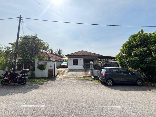 Facing open special row di taman desa subang permai seksyen u6