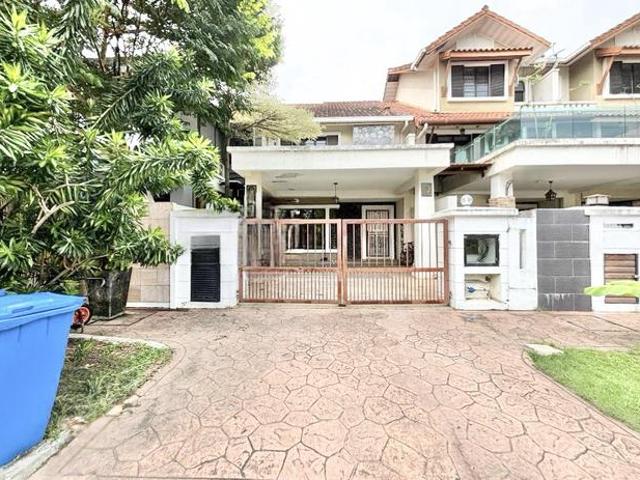 FACING OPENDouble Storey Jalan Tun Teja Alam Impian Seksyen 35