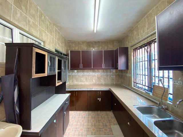 FACING OPENDouble Storey Terrace Taman Seri Mewah Kajang