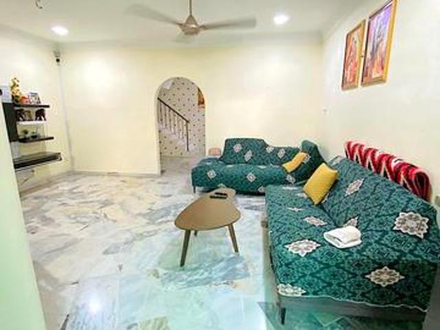FACING OPENDouble Storey Terrace House Klang