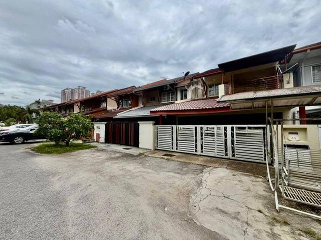 FACING OPENEXTENDED 2 Storey Terrace USJ 22 Subang Jaya