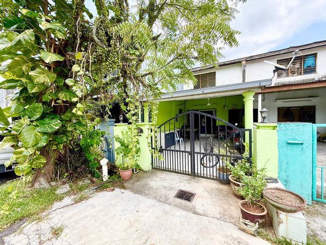 Facing OPENRenovated 2 Sty Tmn Lingkaran Nur Cheras GRAB NOW