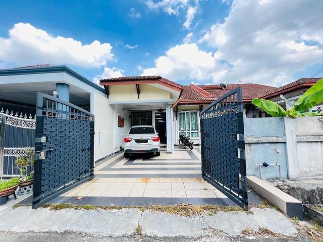 Facing OpenRenovated Single Storey Bandar Bukit Raja klang