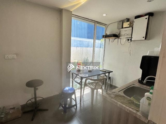 Facing Mainroad! 3 Storey Corner! Below Bank Value! Jalan Kapar Batu 2.5 Klang Sungai Pinang Near Batu Belah