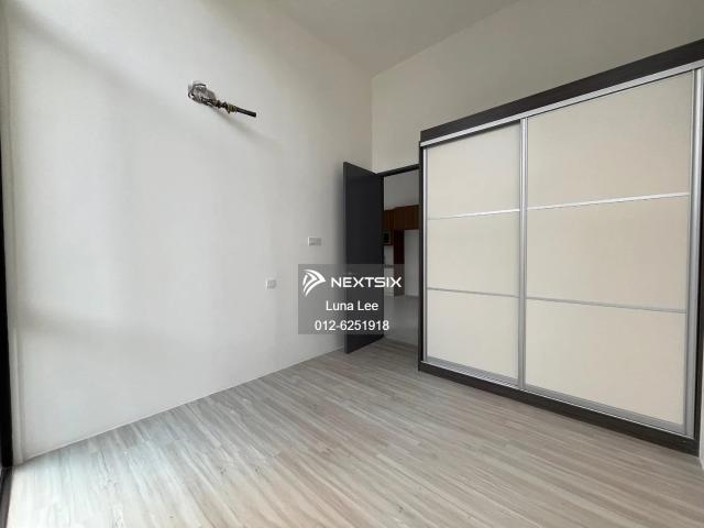 Facing mainroad! Setia Taipan 2 Setia Alam 3 Storey Shoplot