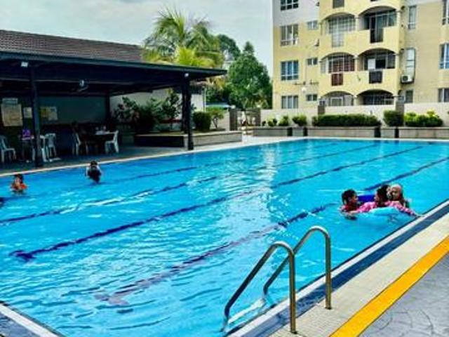 FACING POOL VIEWCemara Apartment Taman Kajang Utama Kajang
