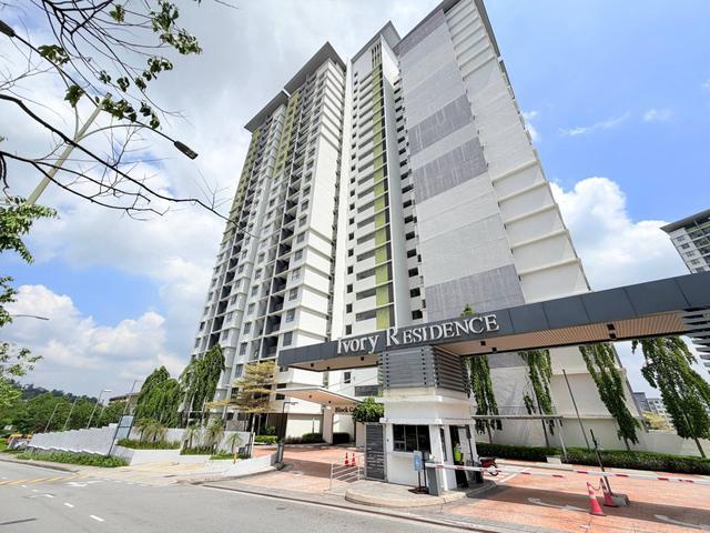 FACING POOL IVORY RESIDENSI Mutiara Height PRIMA SAUJANA KAJANG
