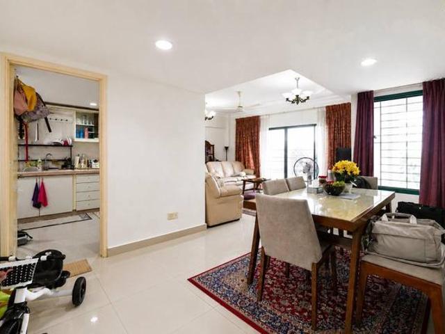 FACING POOL SPACIOUS CORNER UNIT Tiara Ampang Condominium Ampang