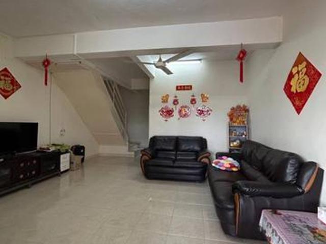Facing Padang 2 Storey House Tamby Chik Karim Batu Berendam Melaka