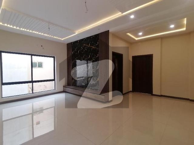 Facing Park 20 Marla House Available For Sale In Wapda Town Phase 2 Block Q If You Hurry Wapda Town Phase 2 Block Q