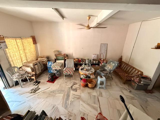 Facing Park basic condition 2 Storey House Saujana Puchong SP 8