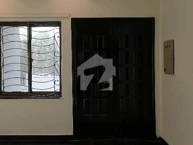 Facing Park House For sale In Lahore