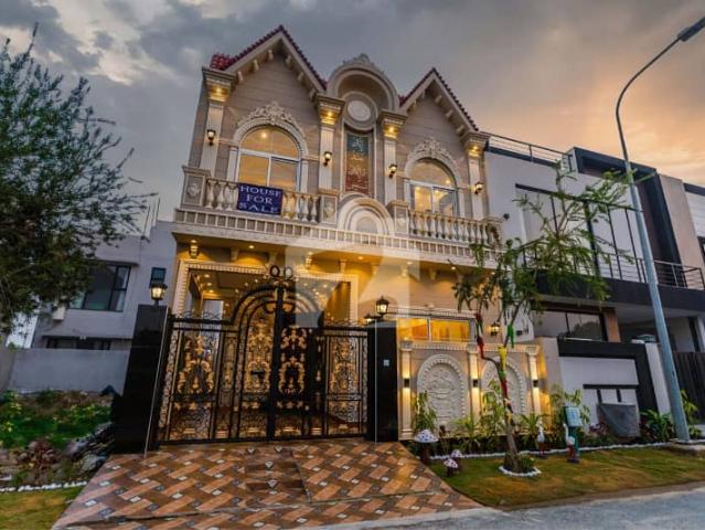 Facing Park Semi Furnished Spanish House In DHA 9 TOWN