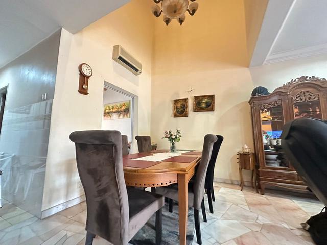 FACING Playground Double Storey House USJ 3C Subang Jaya