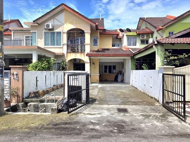FACING PLAYGROUND Double Storey Terrace Seksyen 7 Bandar Baru Bangi