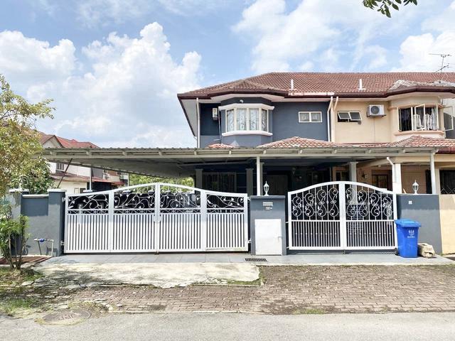 FACING PLAYGROUND END LOT 2 Sty Jalan Platinum Seksyen 7 Shah Alam