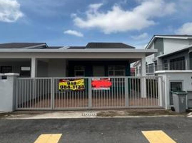 Facing Playground Semi D Taman Bougainvillea Jalan Senawang Paroi