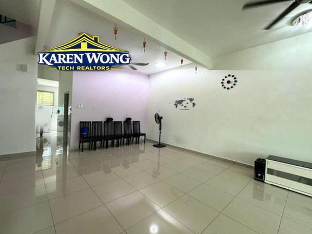 FACING PLAYGROUNDASPIRA RESIDENCE BANDAR LAGUNA MERBOK 2 Storey