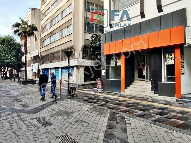 Fa'dan Şehir Merkezinde Enteller Cadde 3 Katlı Satılık İşyeri