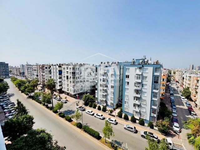 Fa'dan Forum Avm Civ. Merkezi Konumda Geniş 4+1 Kiralık Daire