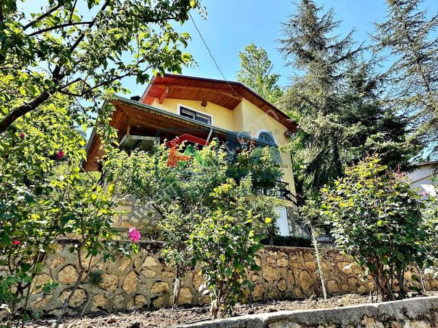 Fa'dan Göznede Meyve Ağaçların İcinde Lüks Sıfır Eşyalı Villa