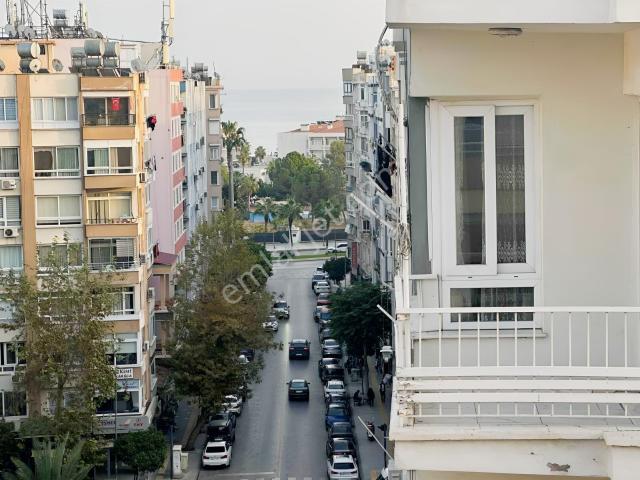 Fa'dan Hamidiye Mahallesinde Deniz Manzaralı Satılık 5+1 Daire