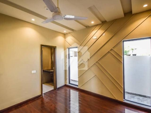 Fahad Farman Associates Offers 5 Marla Brand New House For Sale Dha Phase 9 Town