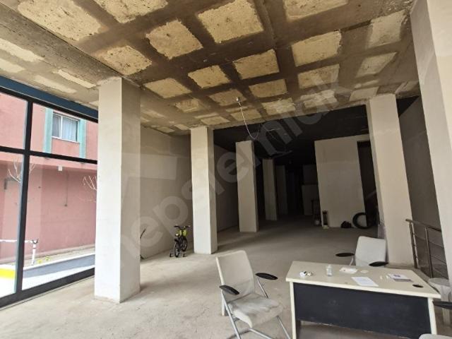 FAHRETTİN KERİM GÖKAY CADDESİ ÜZERİ KURUMSALA KİRALIK DÜKKAN