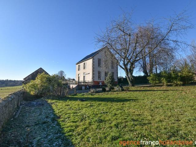 Faites l?école buissonnière en pleine campagne 140m² Chamberet