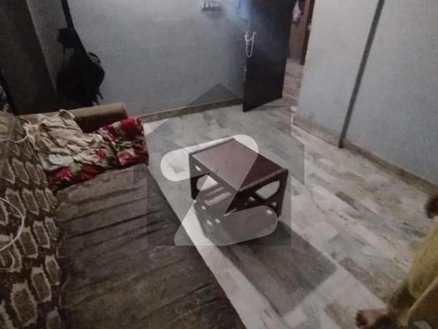 Fair Priced 850 Square Feet Flat Available In Gulshan e Iqbal Block 1