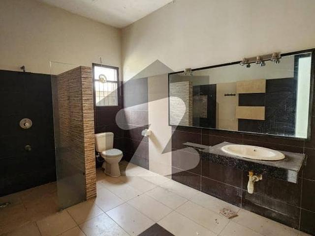 Fair Priced 900 Square Yards House Available In DHA Phase 5